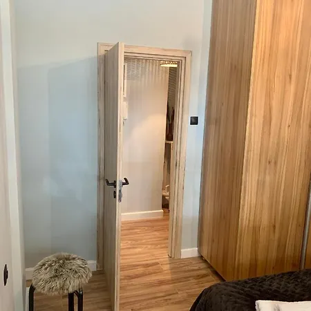 Apartment Modern And Spacious /5min Walk To The Center Volos